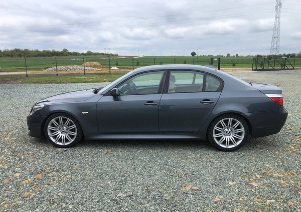 BMW Seria 5 cena 14000 przebieg: 300000, rok produkcji 2008 z Wieluń małe 22